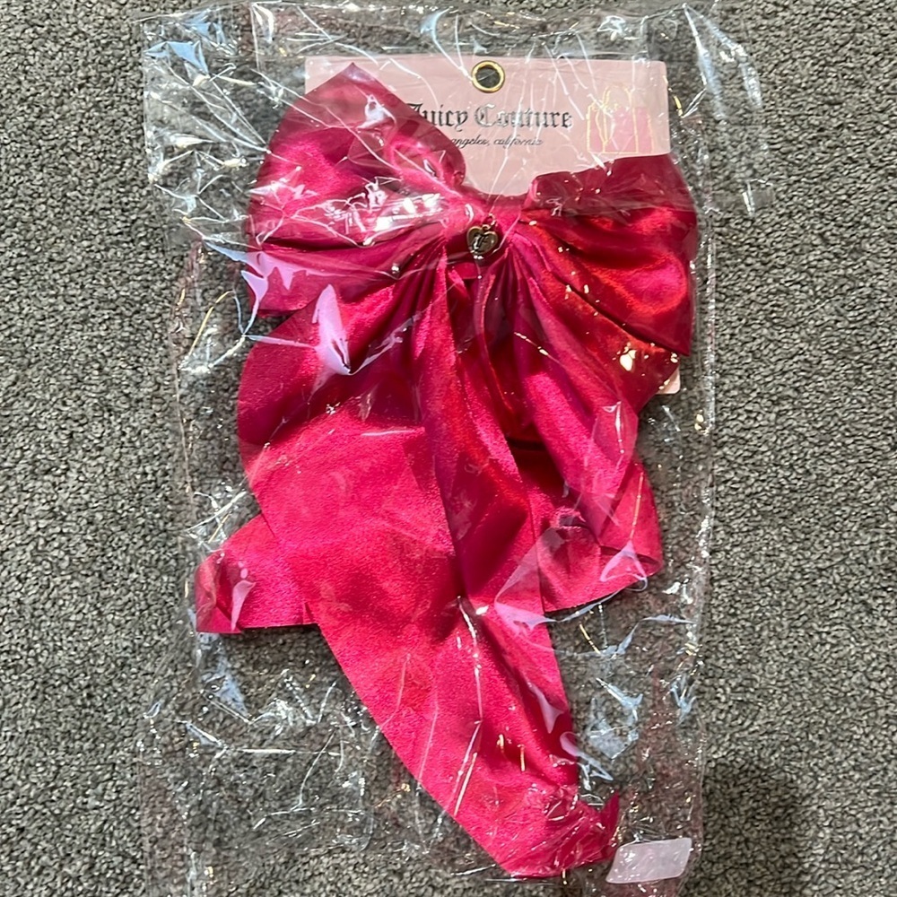 (42) NWT juicy couture bow claw clip